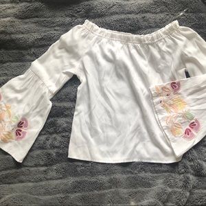 Off shoulder embroidered flower blouse